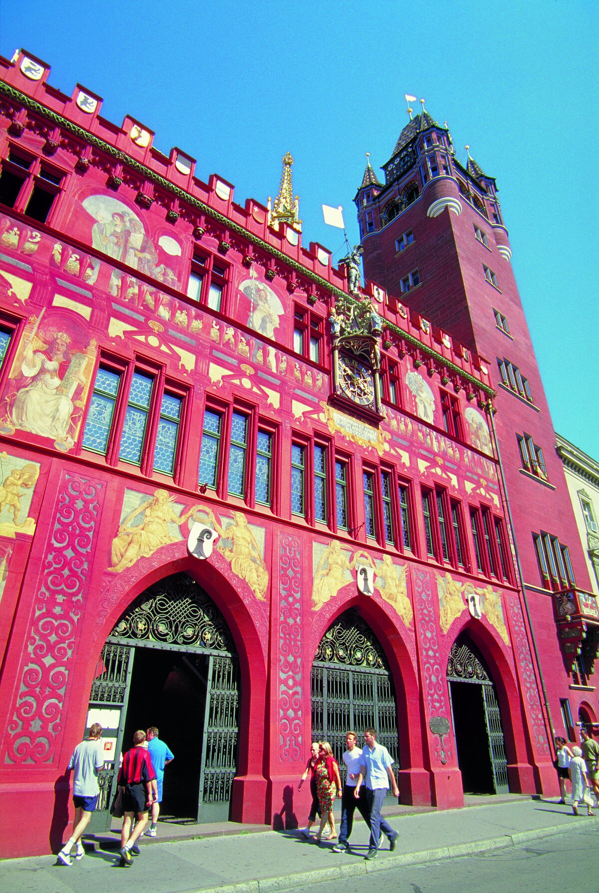 ROLLIAUSFLUG: Rathaus, Basel